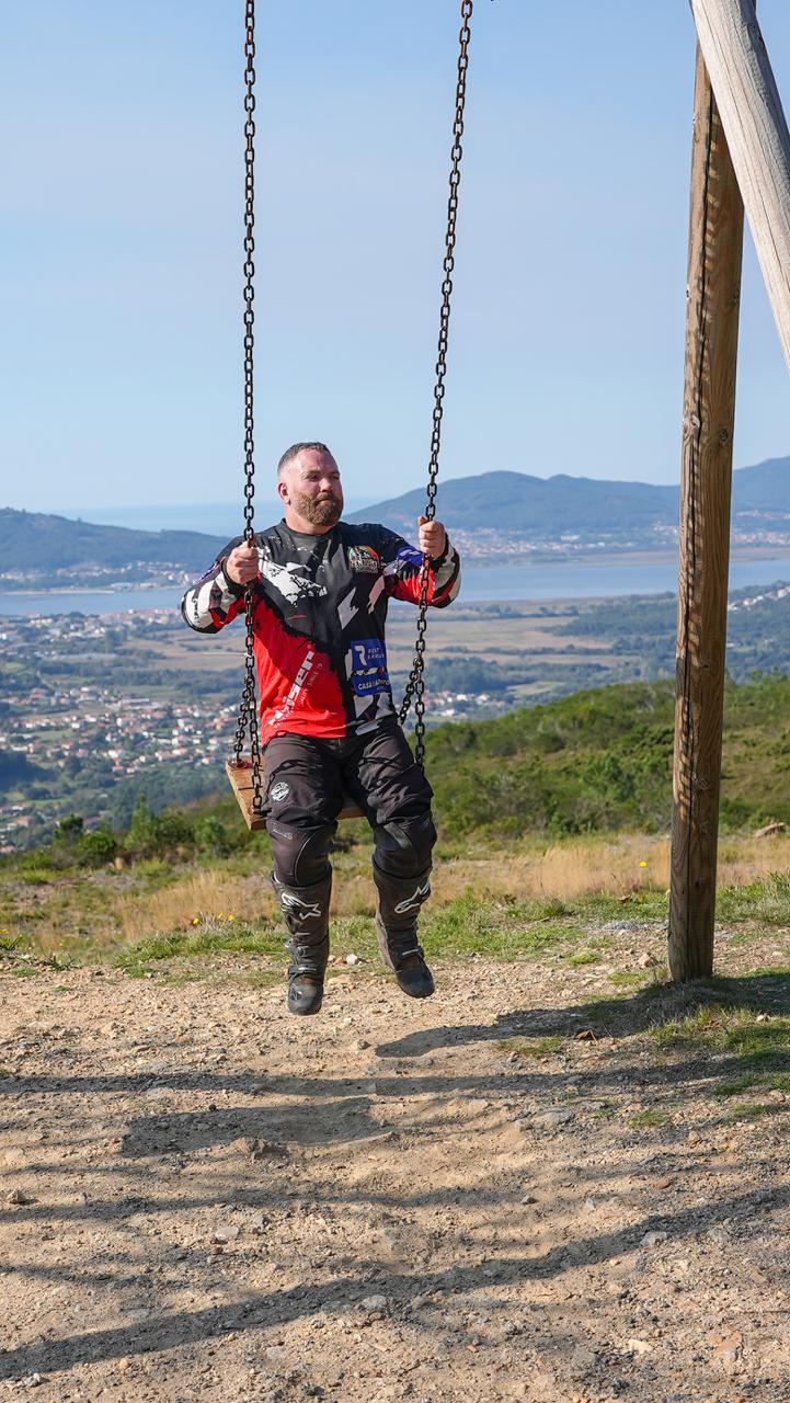 Vista aérea da cidade e costa